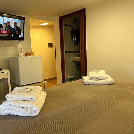 B&B Villa Sul Mare เมลิโต ดิ ปอร์โตซัลโว ภายนอก รูปภาพ
