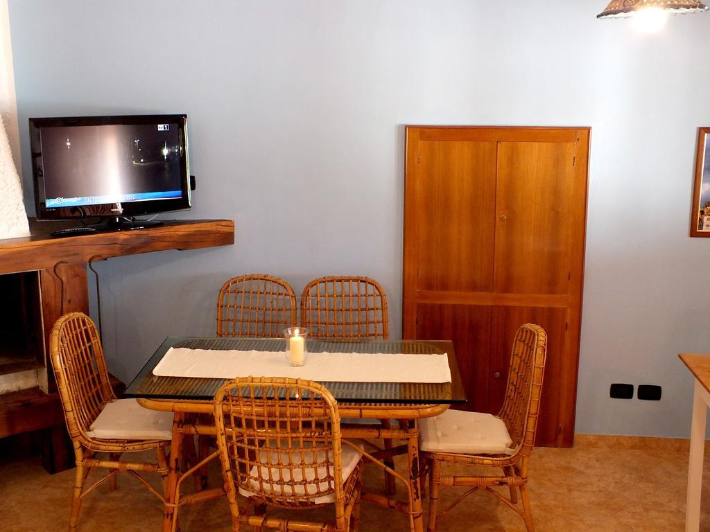 B&B Villa Sul Mare เมลิโต ดิ ปอร์โตซัลโว ภายนอก รูปภาพ