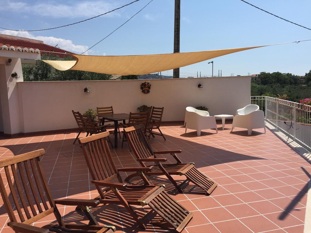 B&B Villa Sul Mare เมลิโต ดิ ปอร์โตซัลโว ภายนอก รูปภาพ