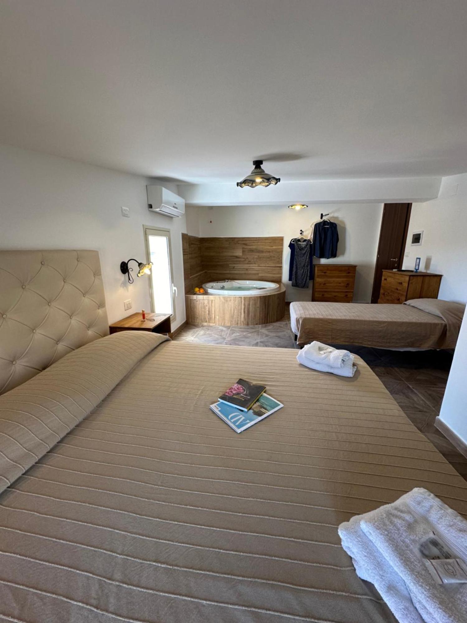 B&B Villa Sul Mare เมลิโต ดิ ปอร์โตซัลโว ภายนอก รูปภาพ