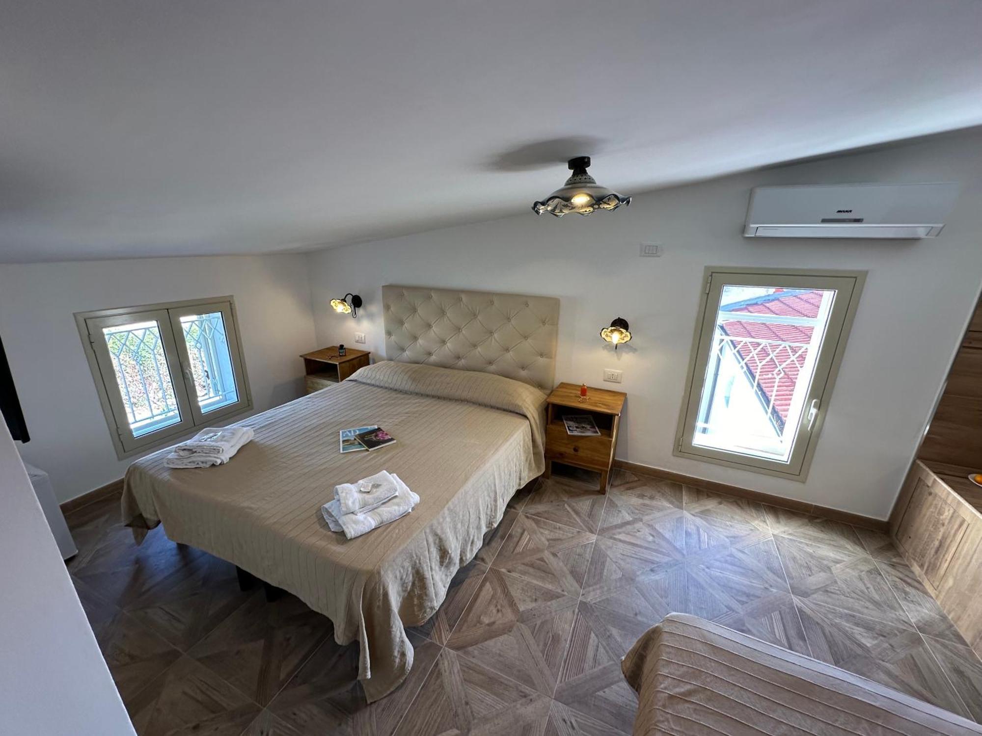B&B Villa Sul Mare เมลิโต ดิ ปอร์โตซัลโว ภายนอก รูปภาพ