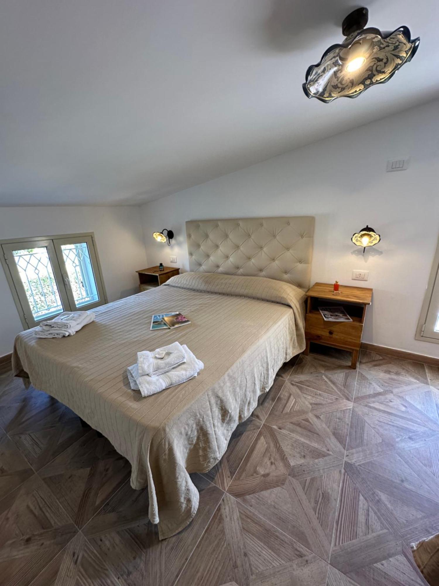 B&B Villa Sul Mare เมลิโต ดิ ปอร์โตซัลโว ภายนอก รูปภาพ
