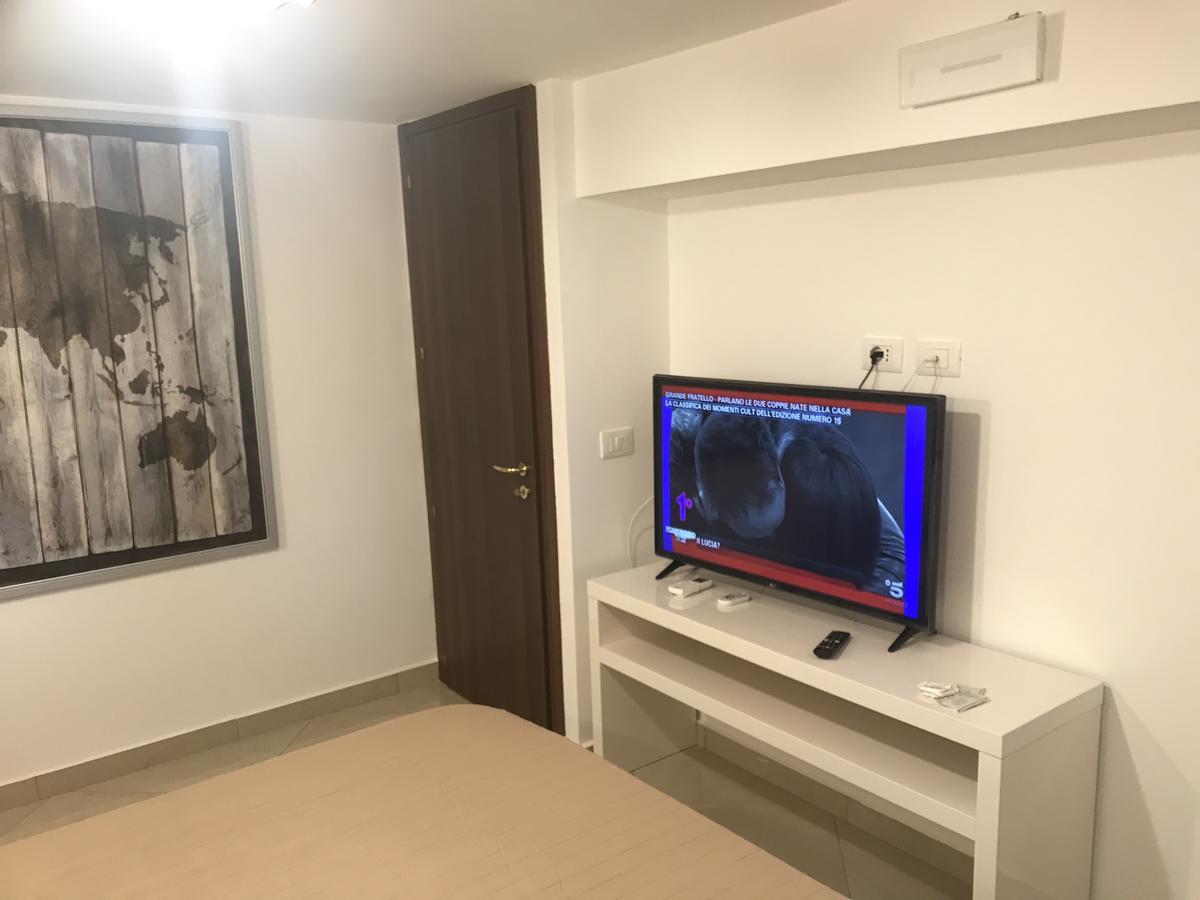 B&B Villa Sul Mare เมลิโต ดิ ปอร์โตซัลโว ภายนอก รูปภาพ
