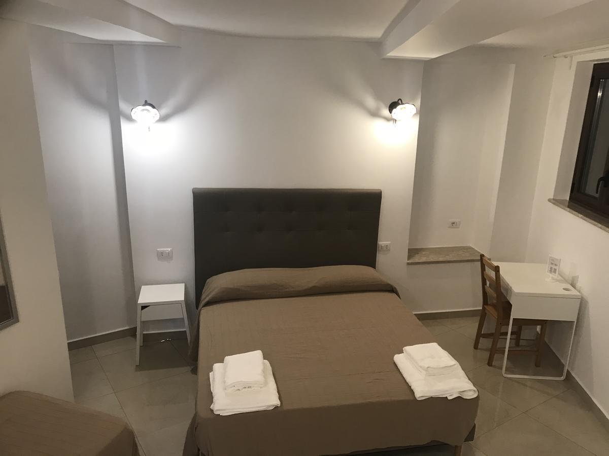 B&B Villa Sul Mare เมลิโต ดิ ปอร์โตซัลโว ภายนอก รูปภาพ