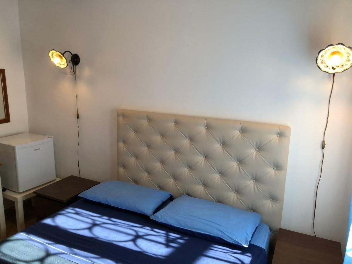 B&B Villa Sul Mare เมลิโต ดิ ปอร์โตซัลโว ภายนอก รูปภาพ