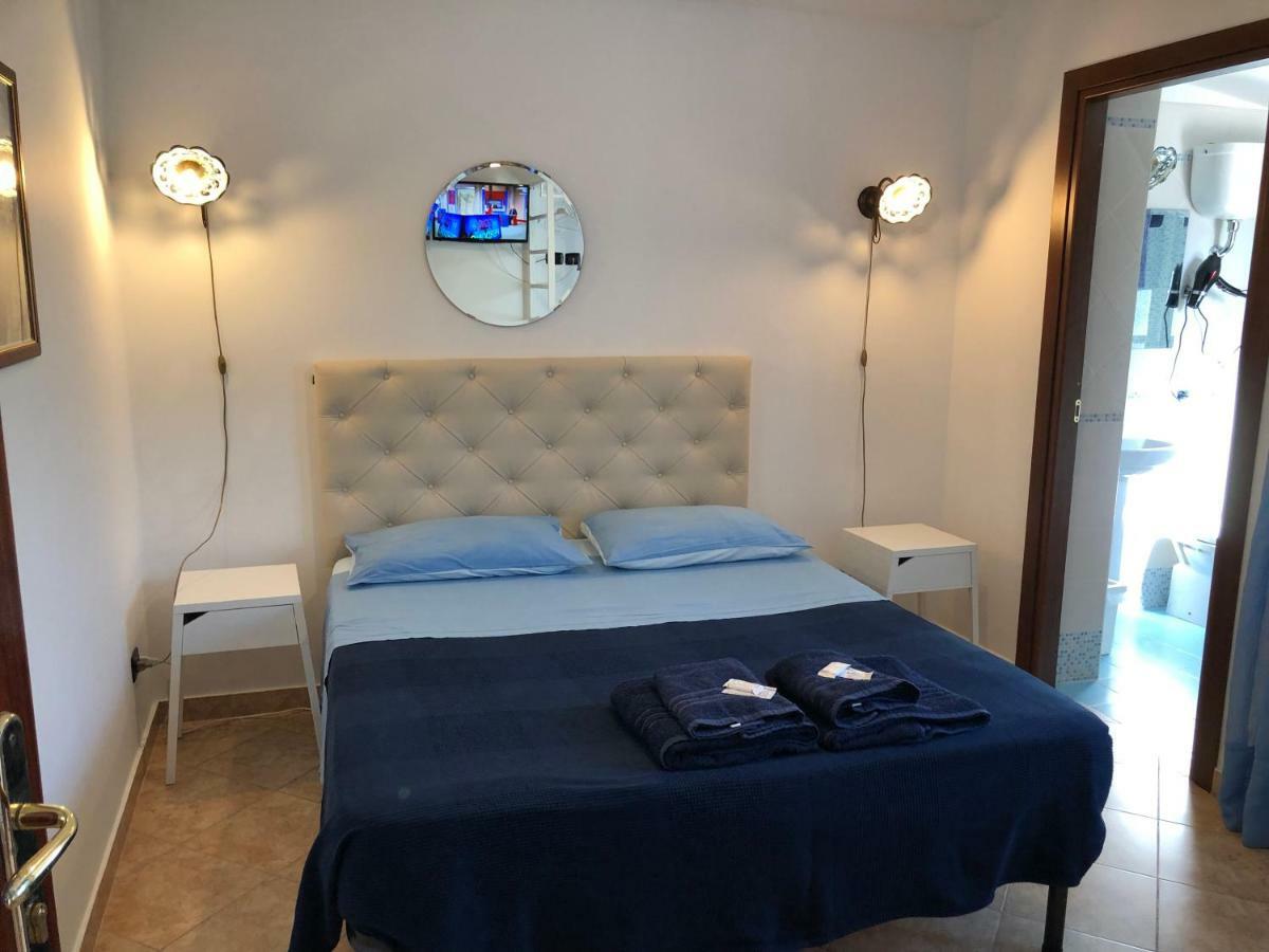 B&B Villa Sul Mare เมลิโต ดิ ปอร์โตซัลโว ภายนอก รูปภาพ
